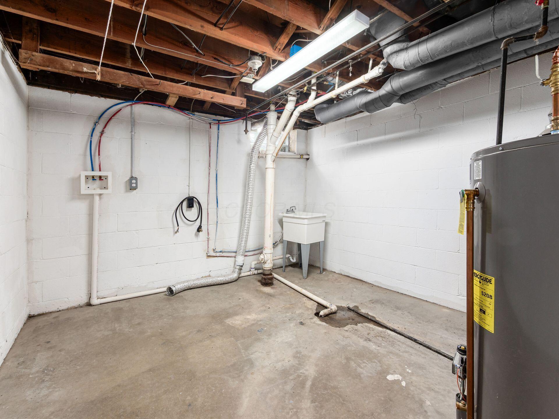 1629 Grandview Avenue, A and B