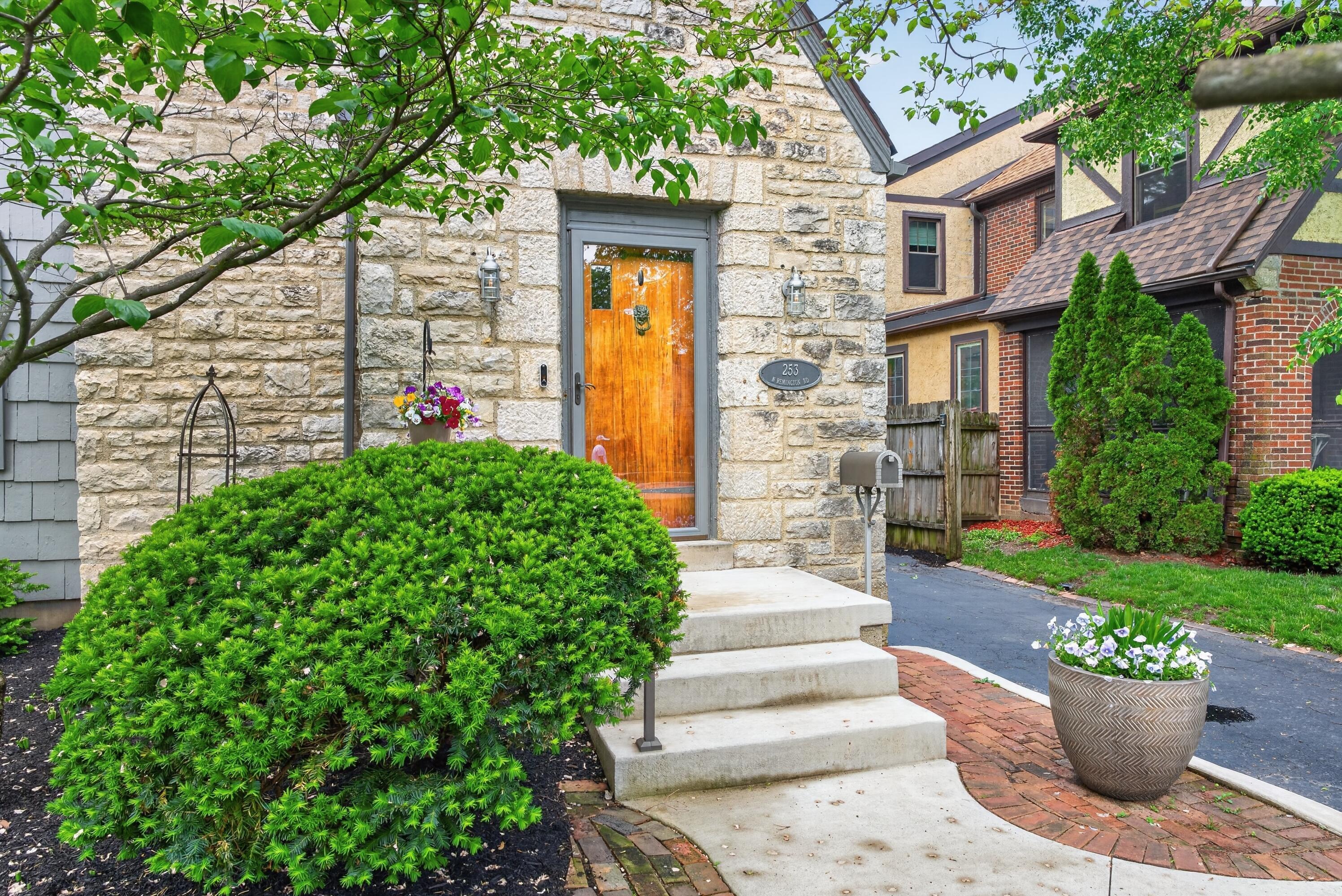 253 N Remington Road