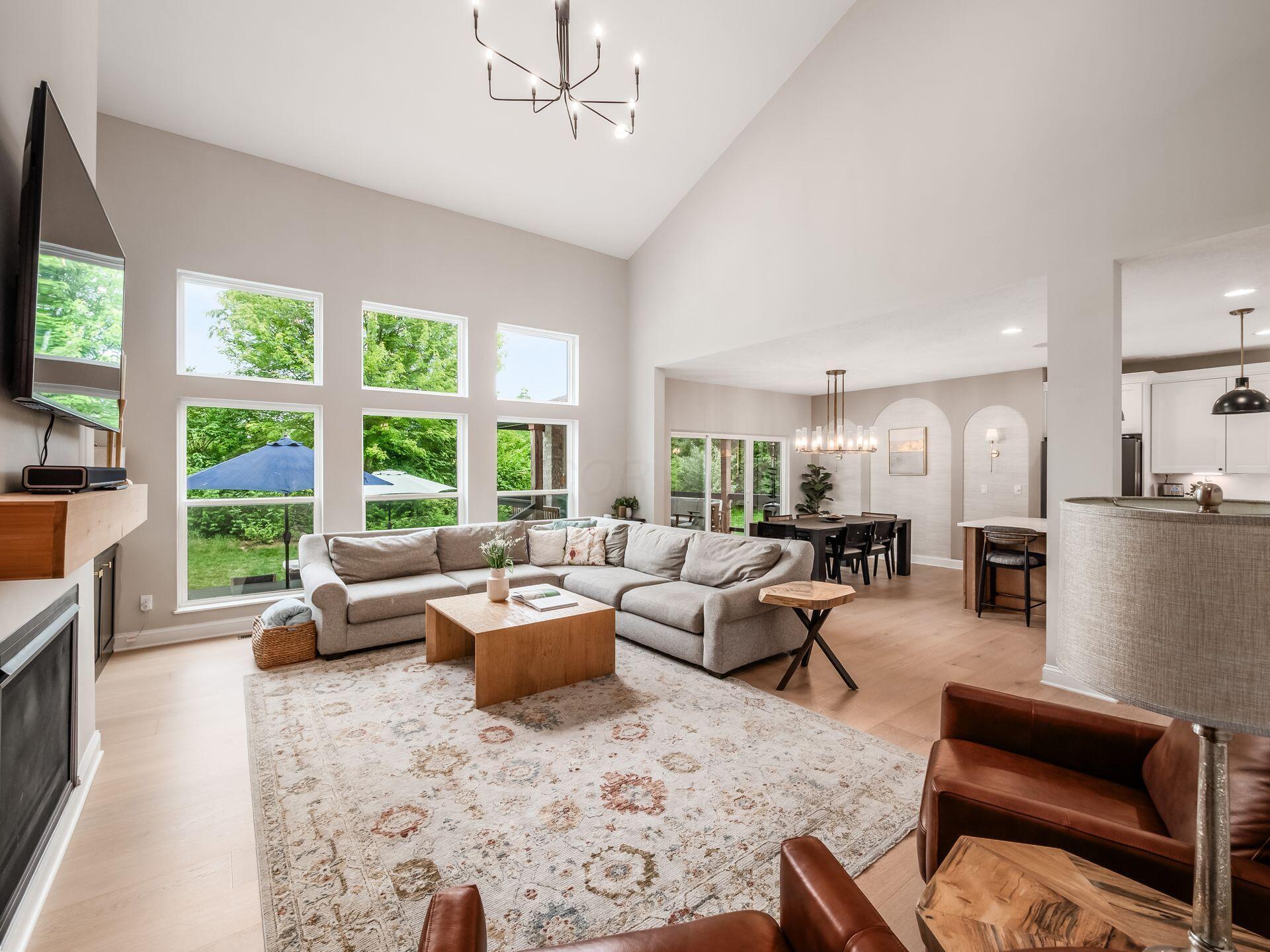 9364 Hildebrand Drive