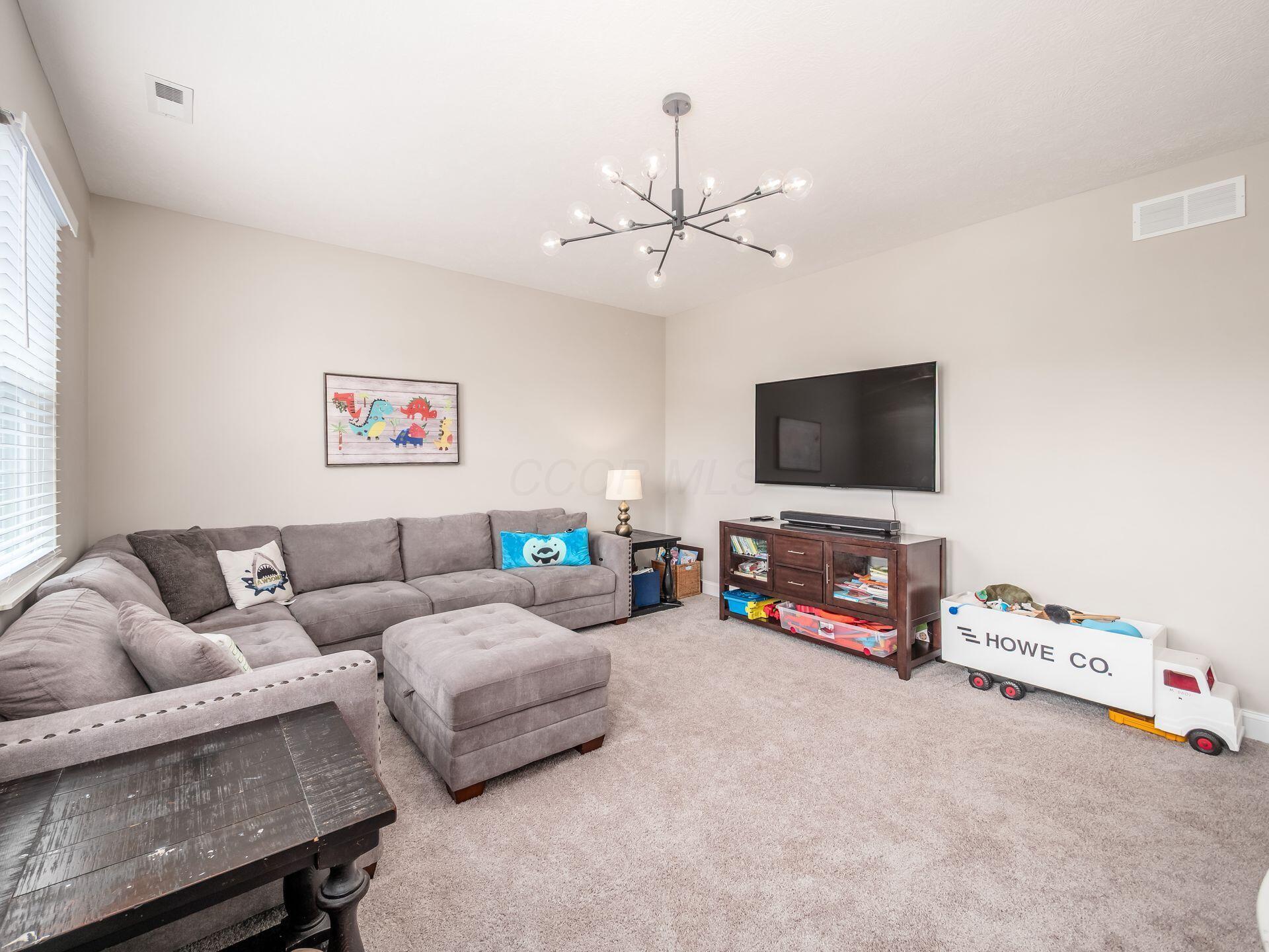 9364 Hildebrand Drive
