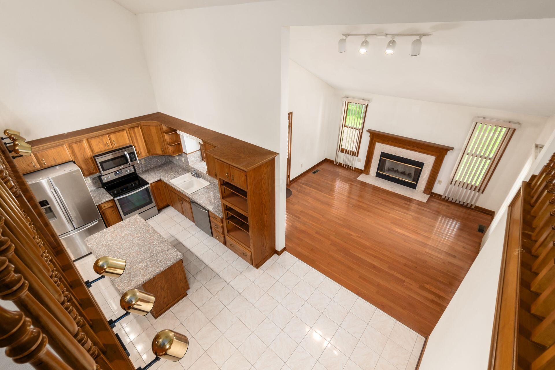 100 E Dublin Granville Road