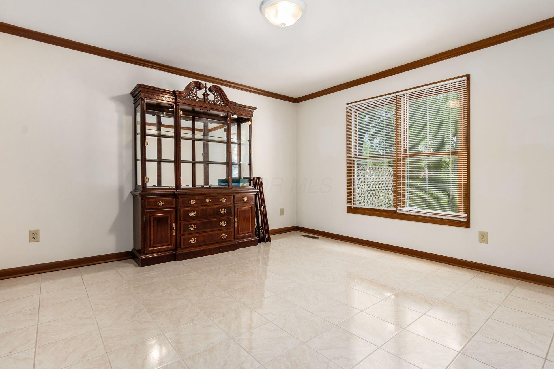100 E Dublin Granville Road
