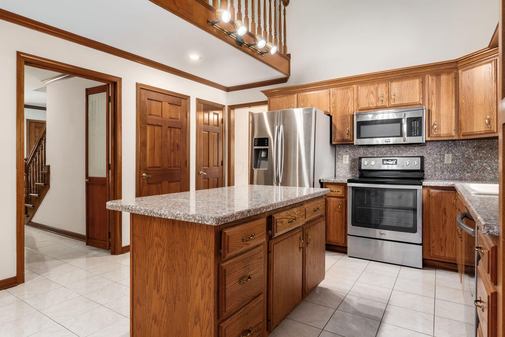 100 E Dublin Granville Road