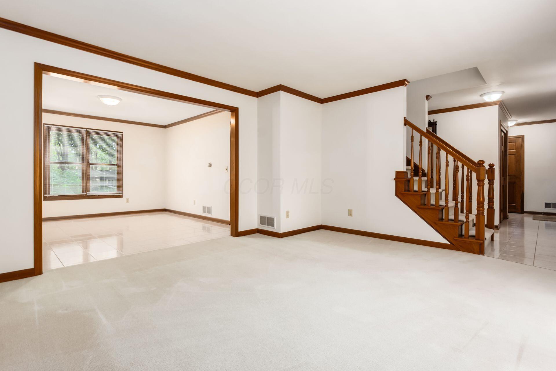 100 E Dublin Granville Road