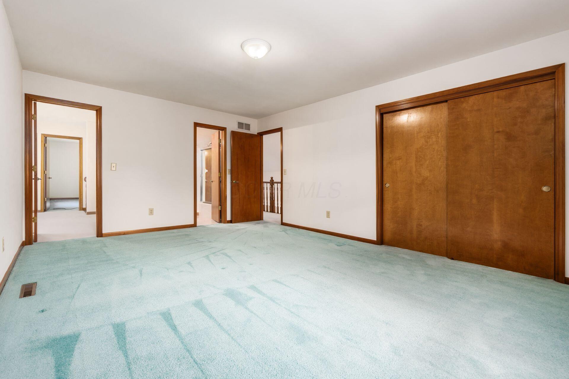 100 E Dublin Granville Road