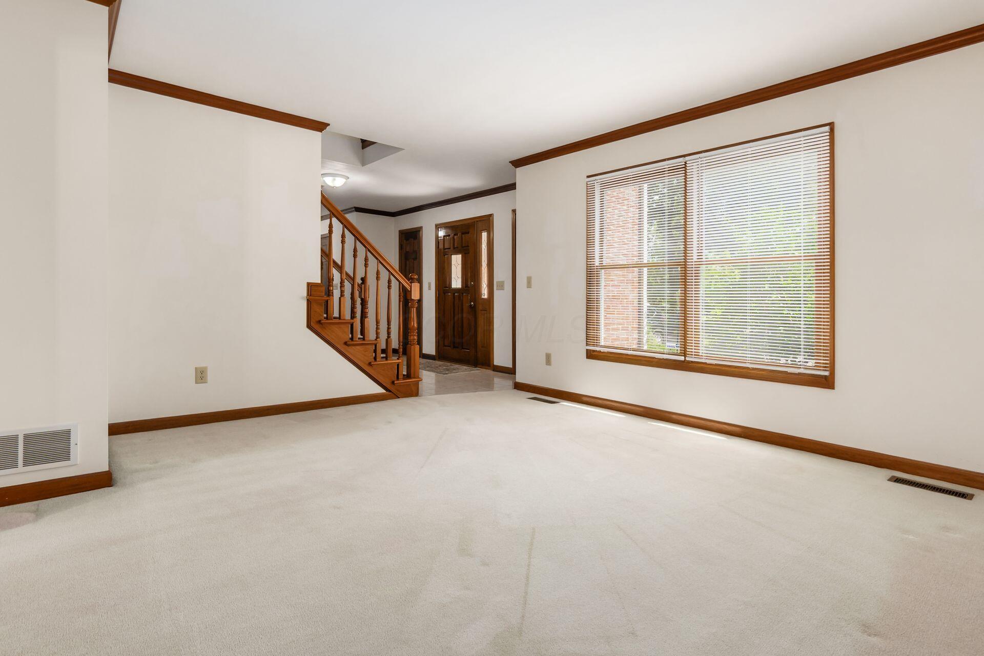 100 E Dublin Granville Road