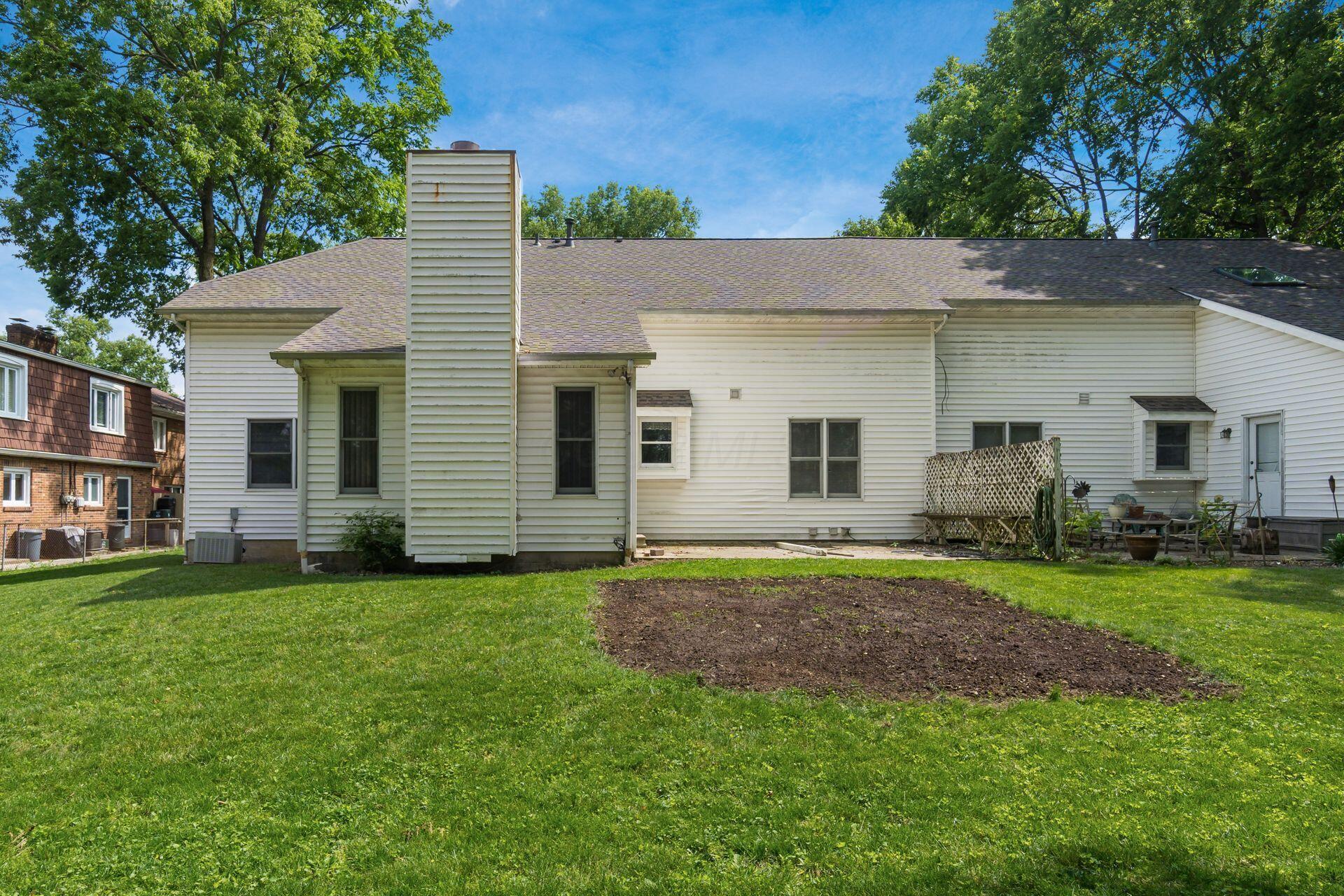 100 E Dublin Granville Road