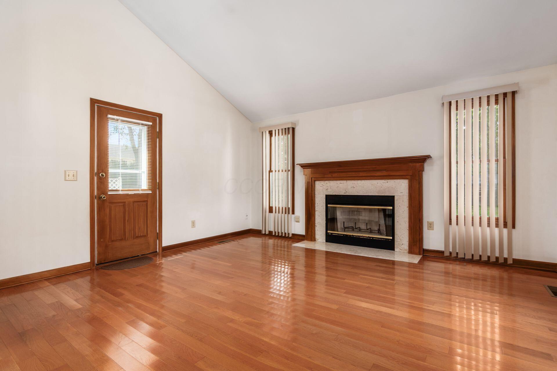 100 E Dublin Granville Road
