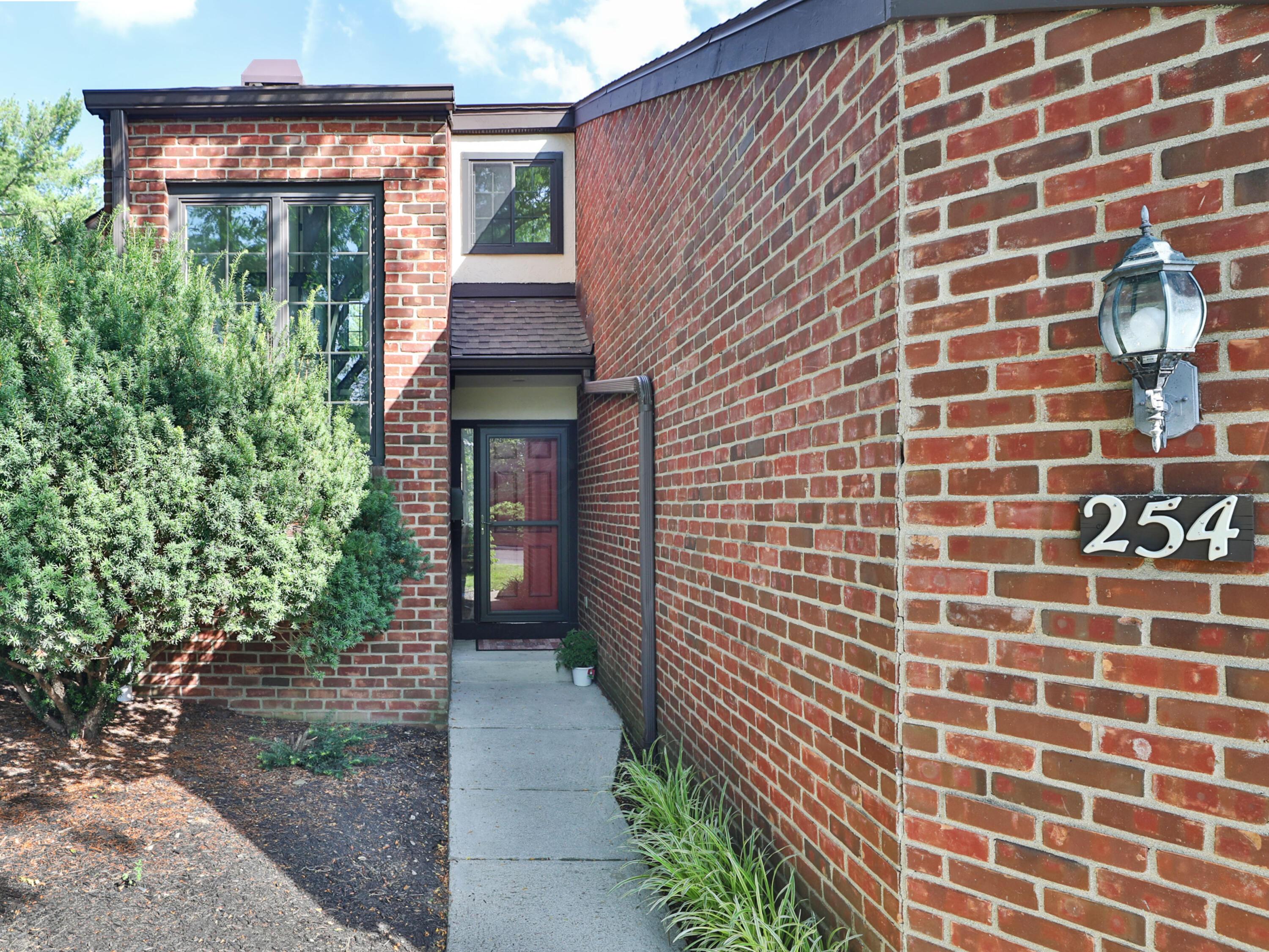 254 Saint Antoine Street