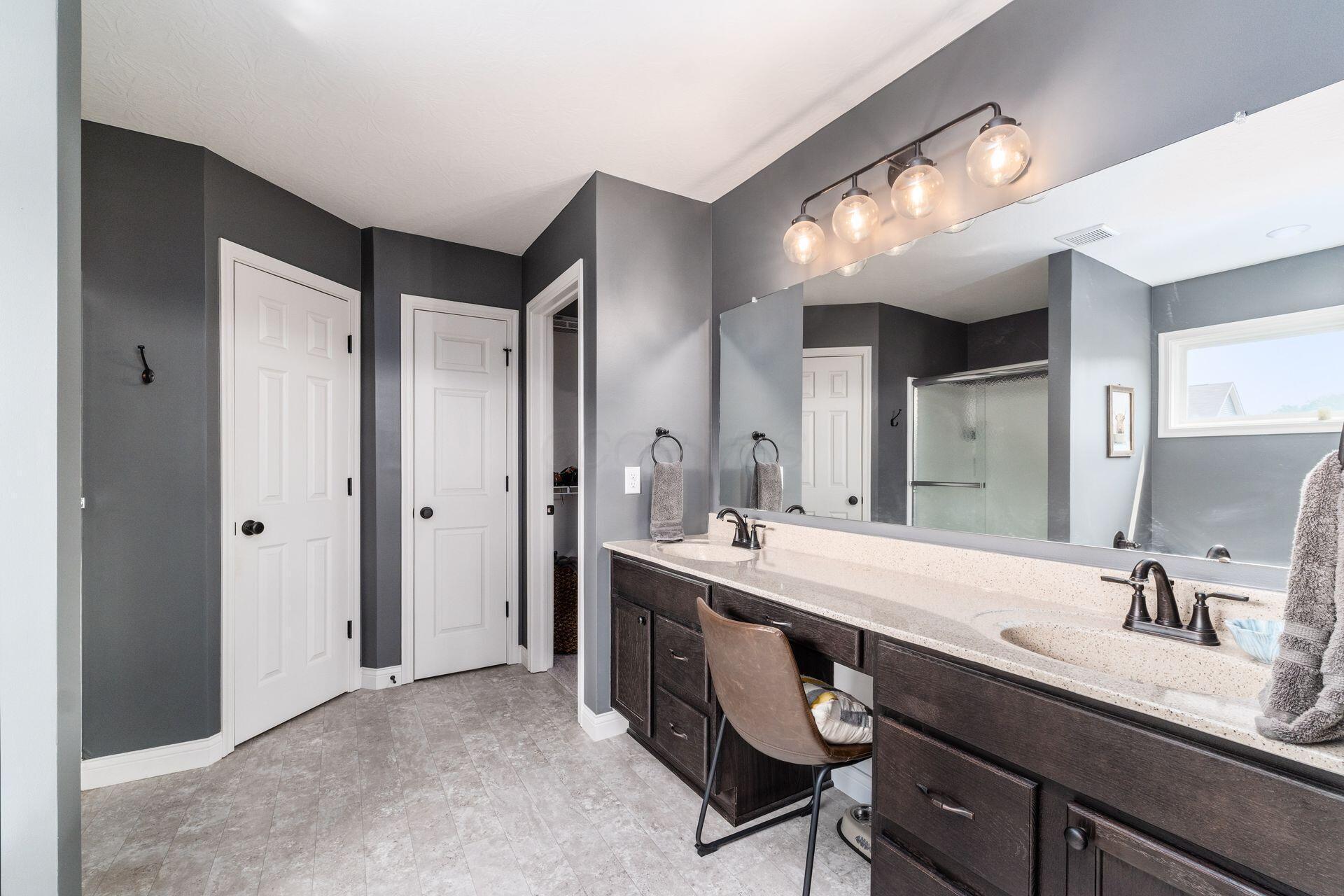 6105 Barclay Court
