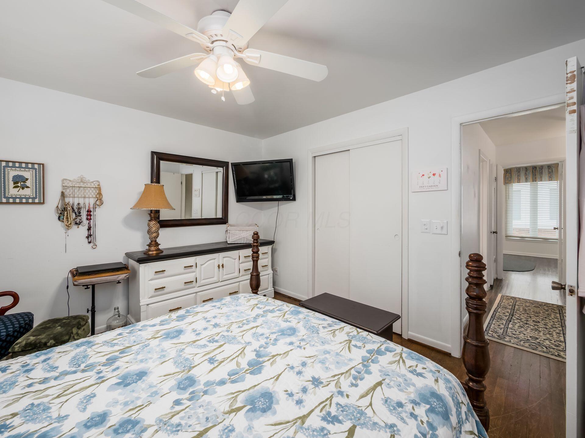 108 E Dublin Granville Road, O
