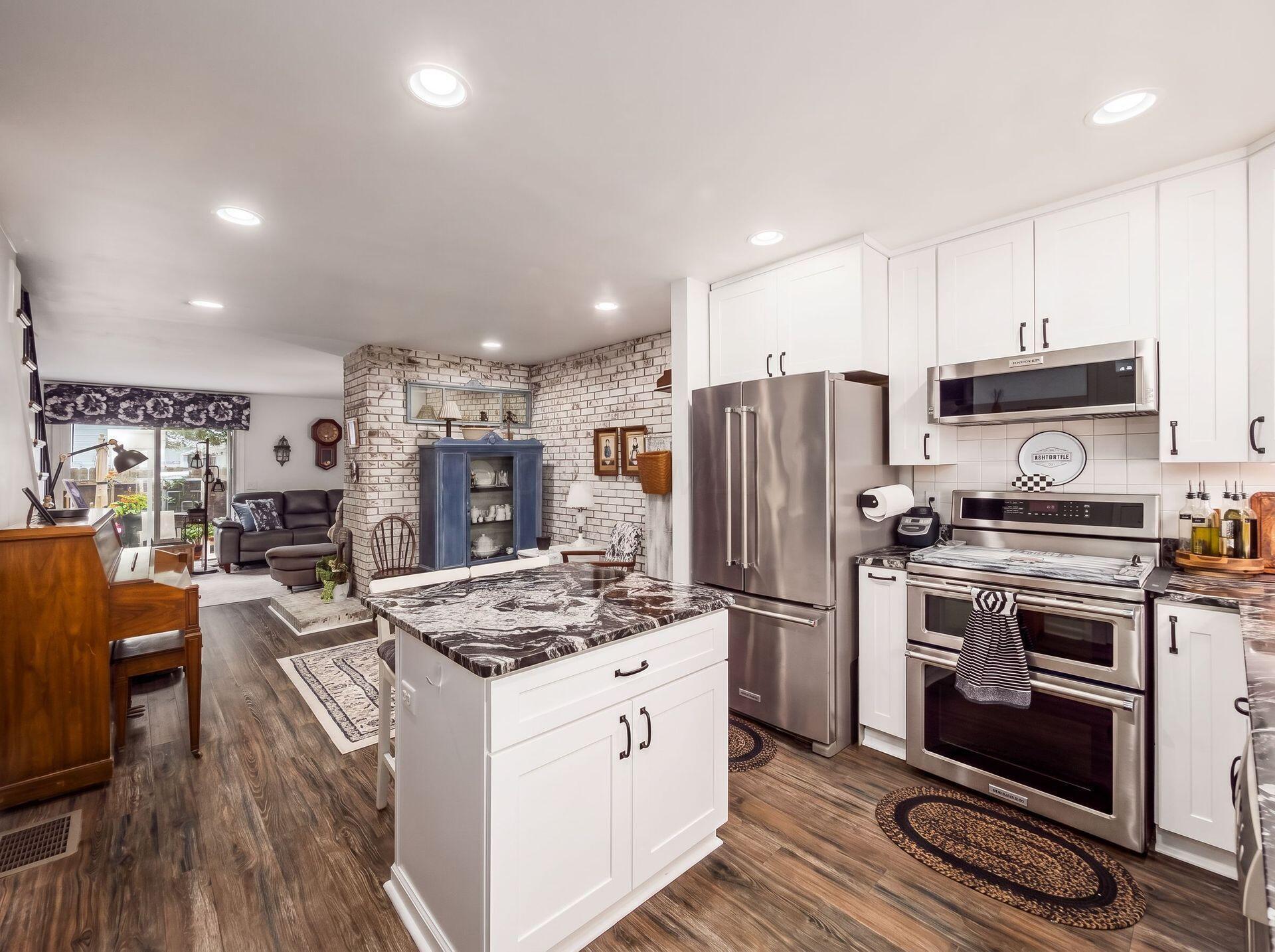 108 E Dublin Granville Road, O