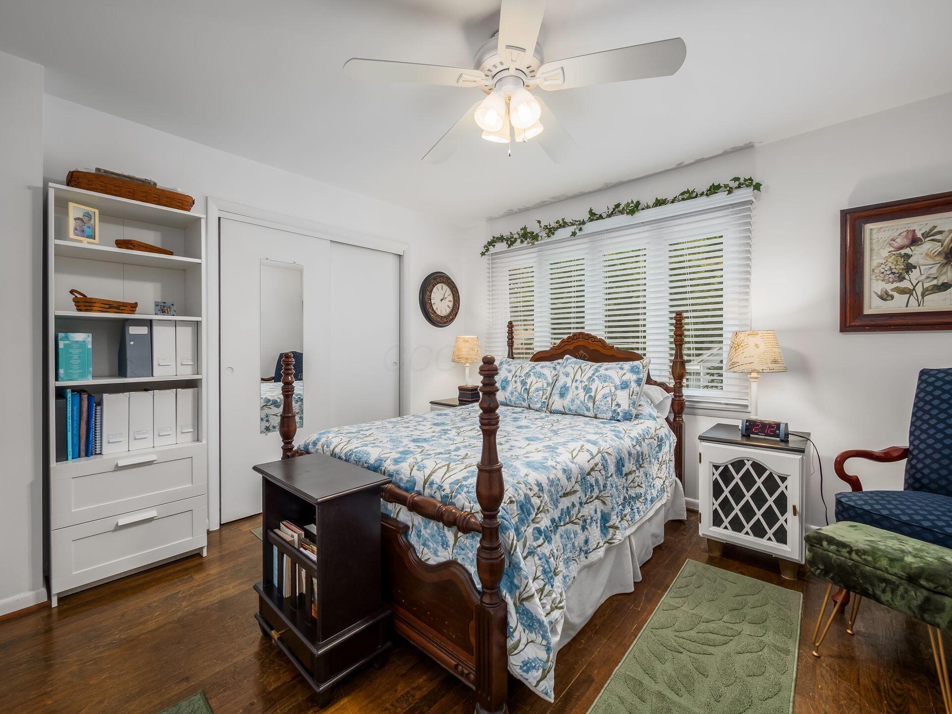 108 E Dublin Granville Road, O