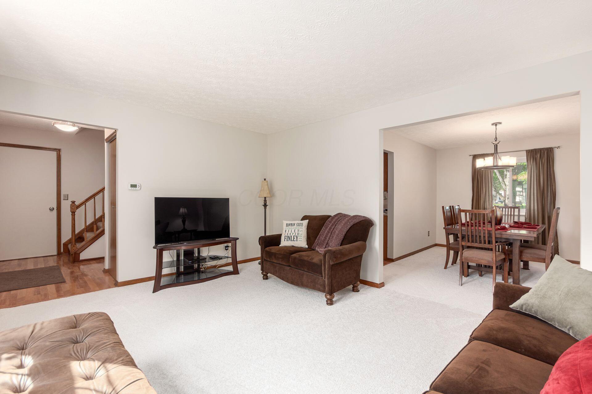 2161 Ransom Oaks Drive