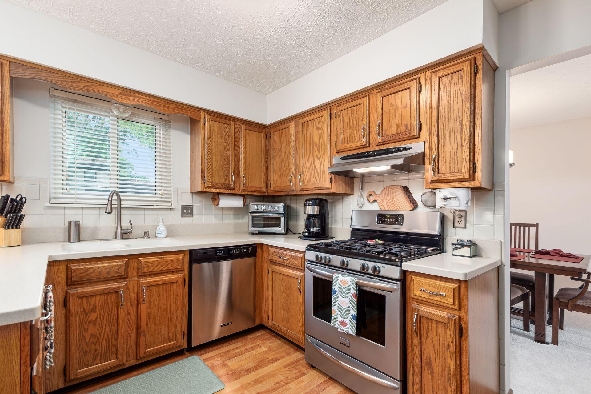 2161 Ransom Oaks Drive