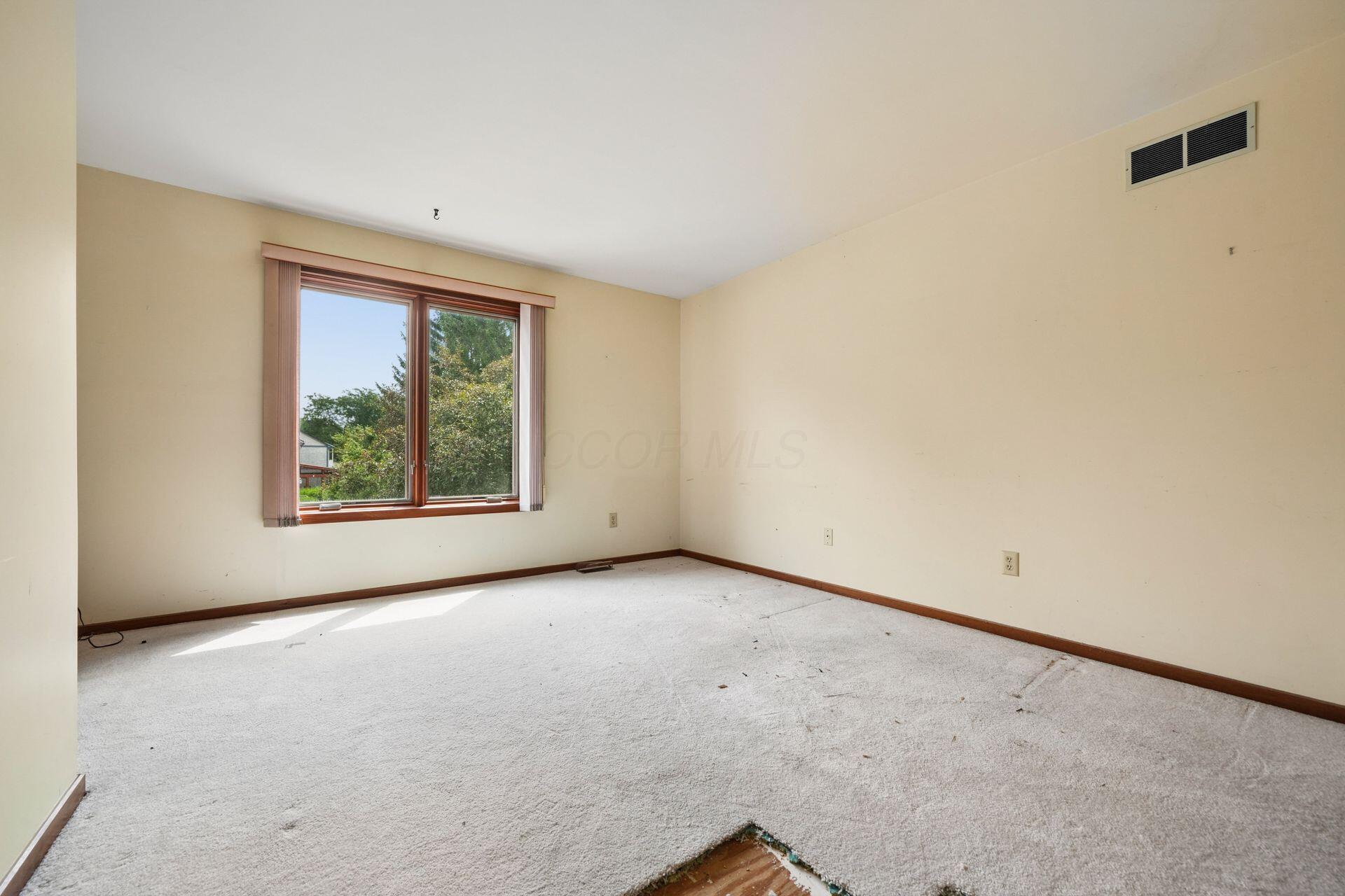 6981 Perry Drive