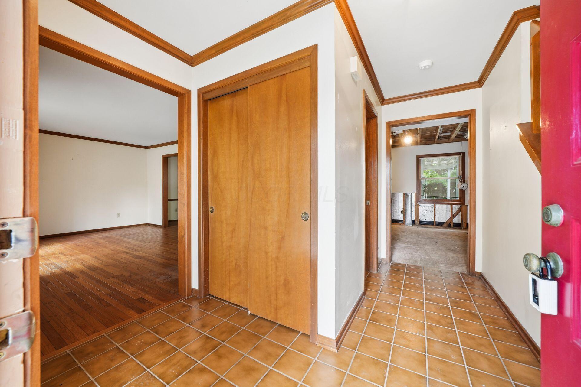 6981 Perry Drive