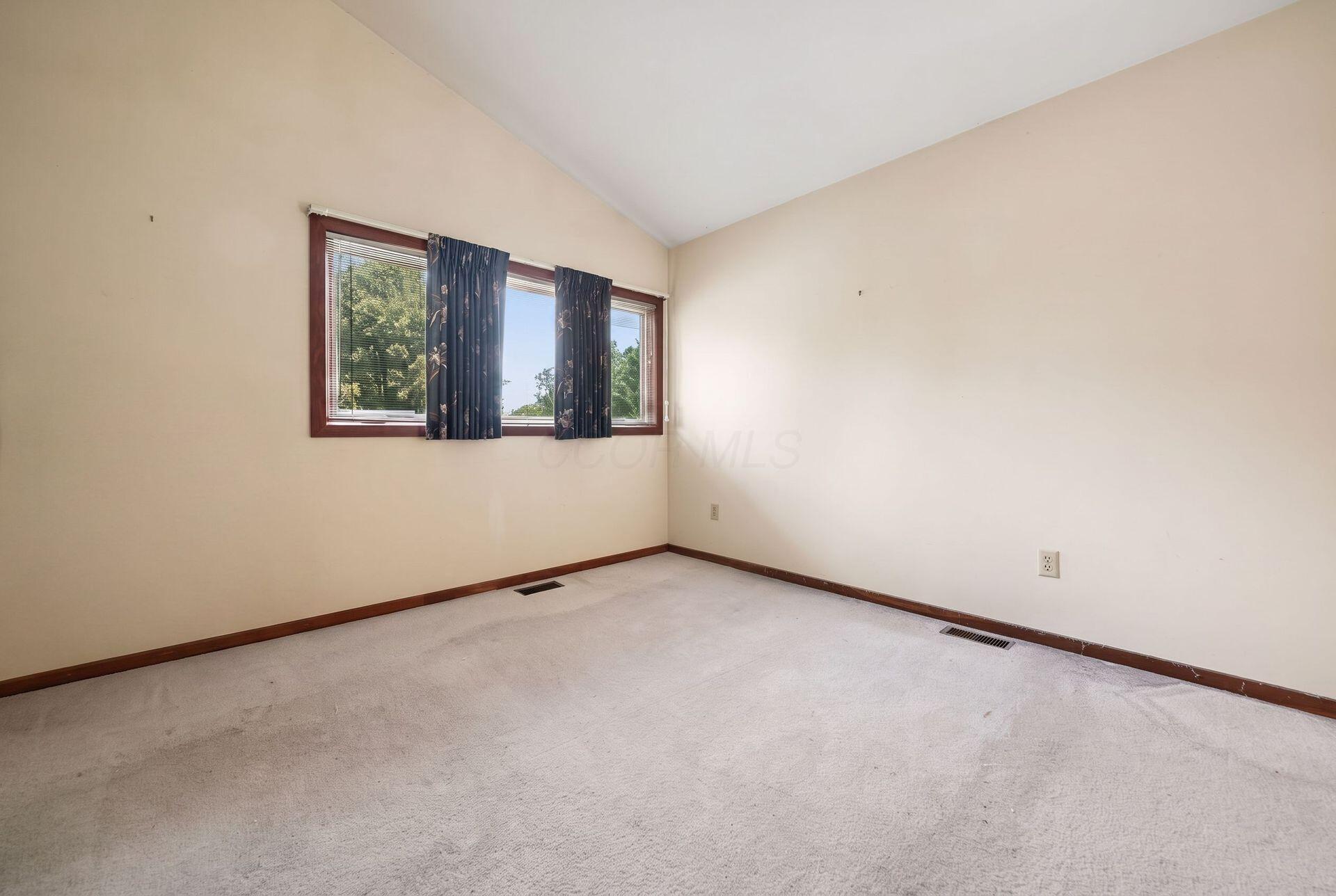 6981 Perry Drive