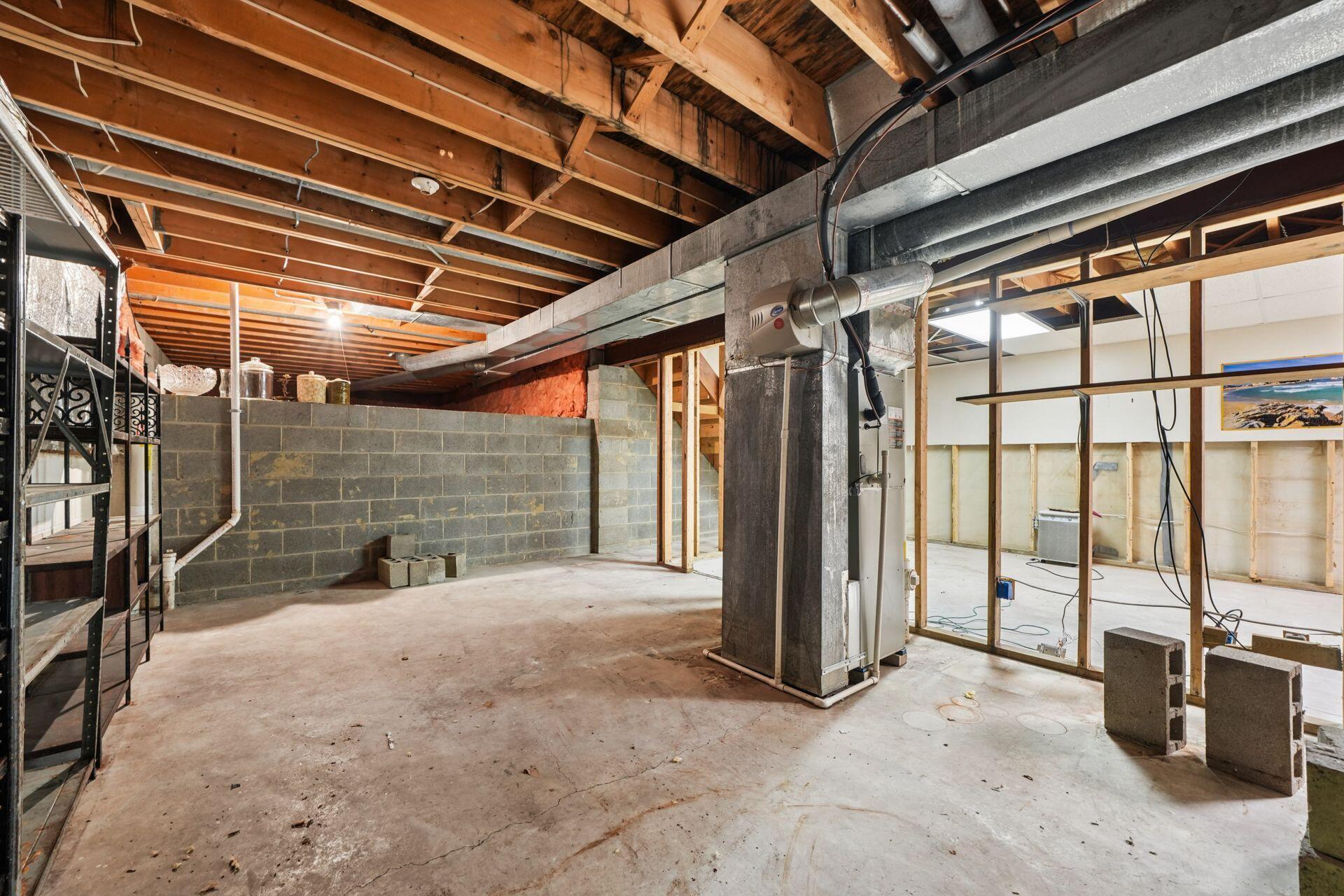 6981 Perry Drive