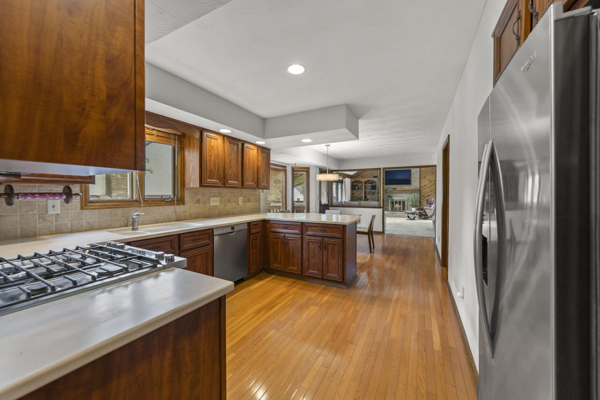 1235 Crooked Tree Court