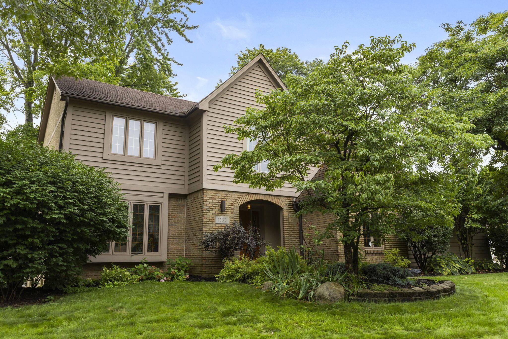 1235 Crooked Tree Court