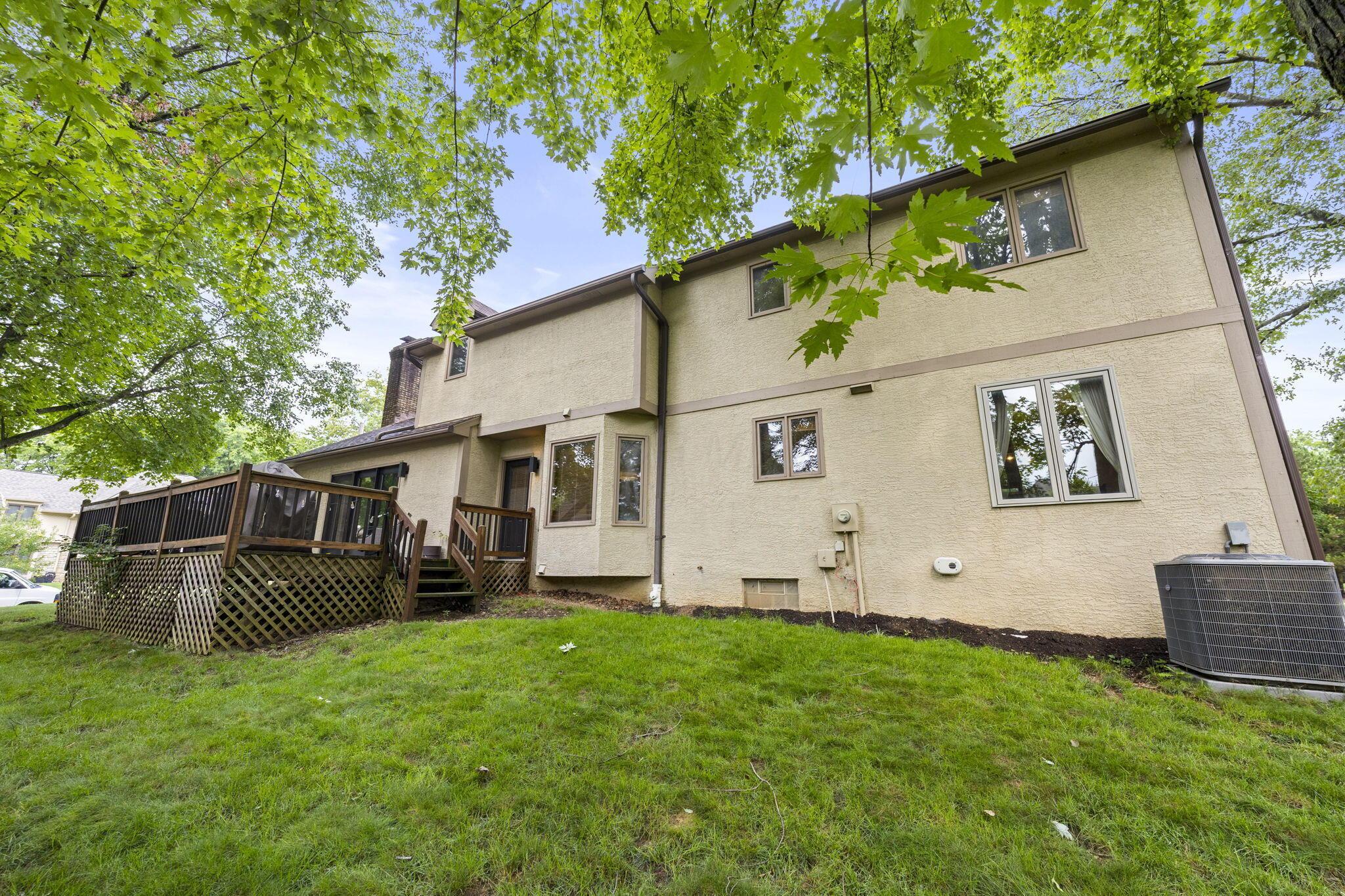 1235 Crooked Tree Court