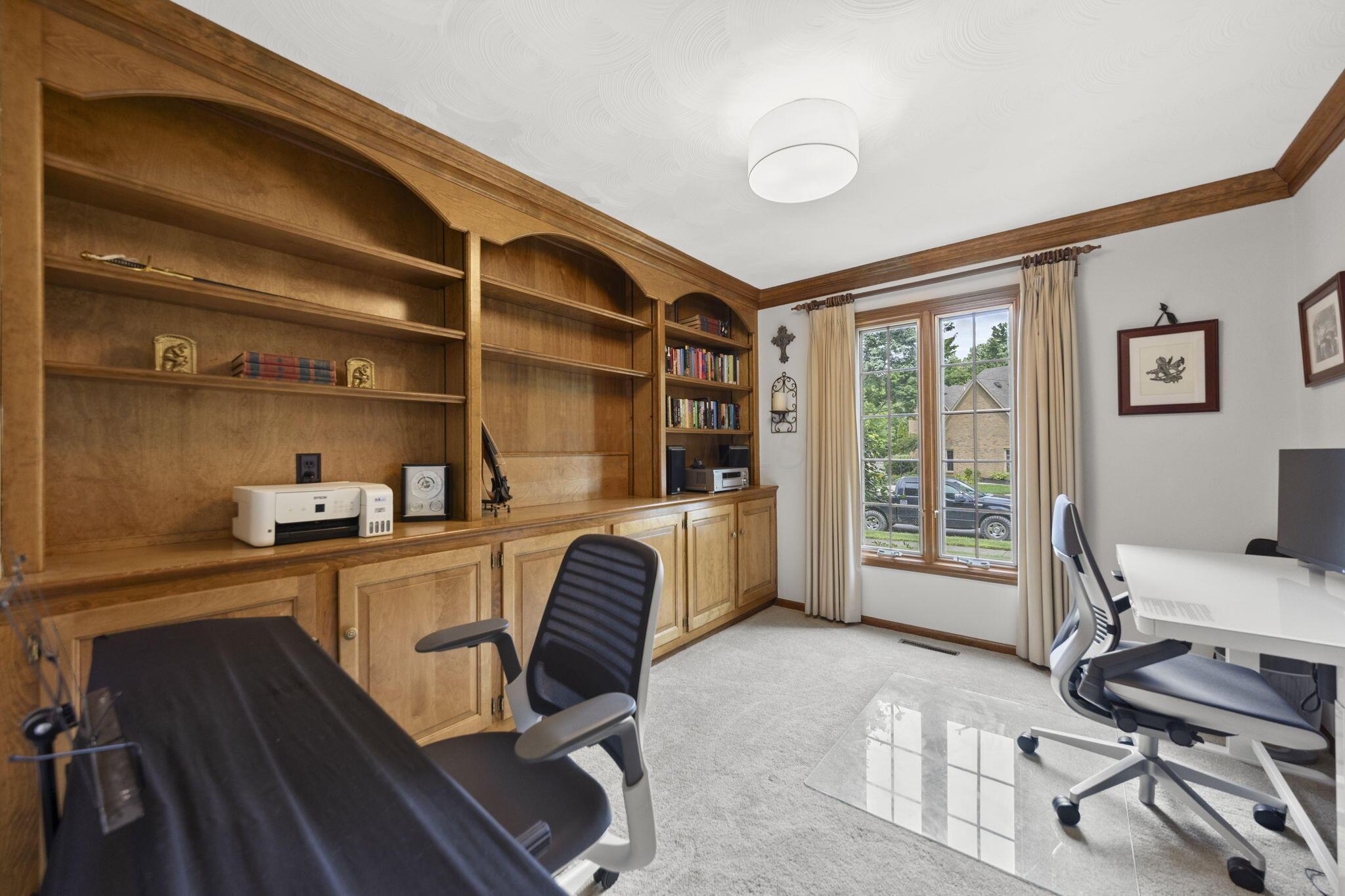 1235 Crooked Tree Court
