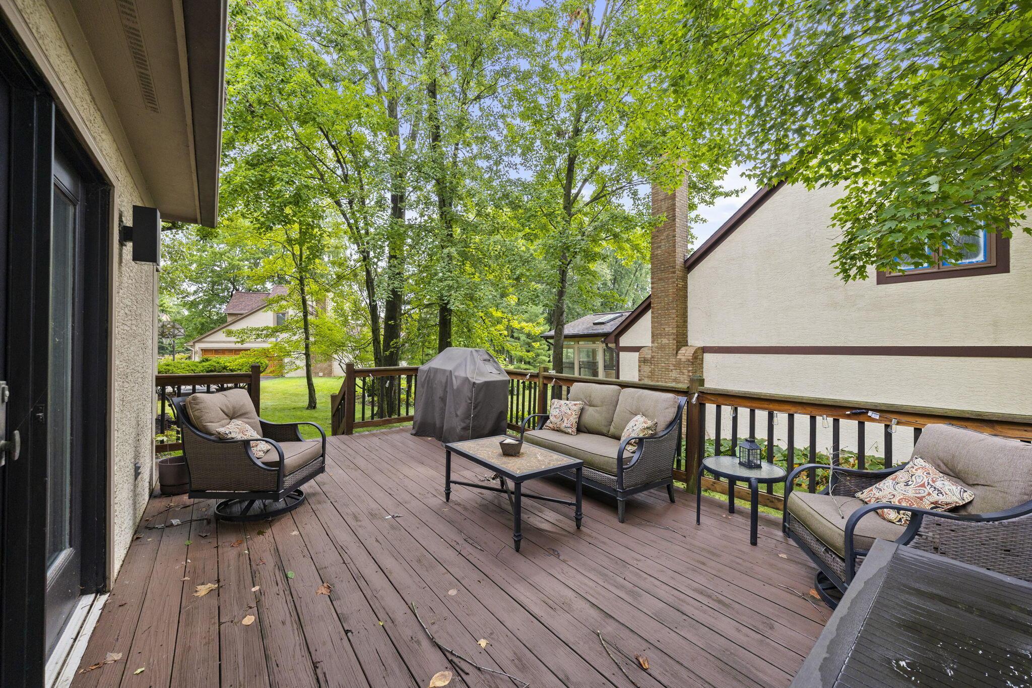1235 Crooked Tree Court