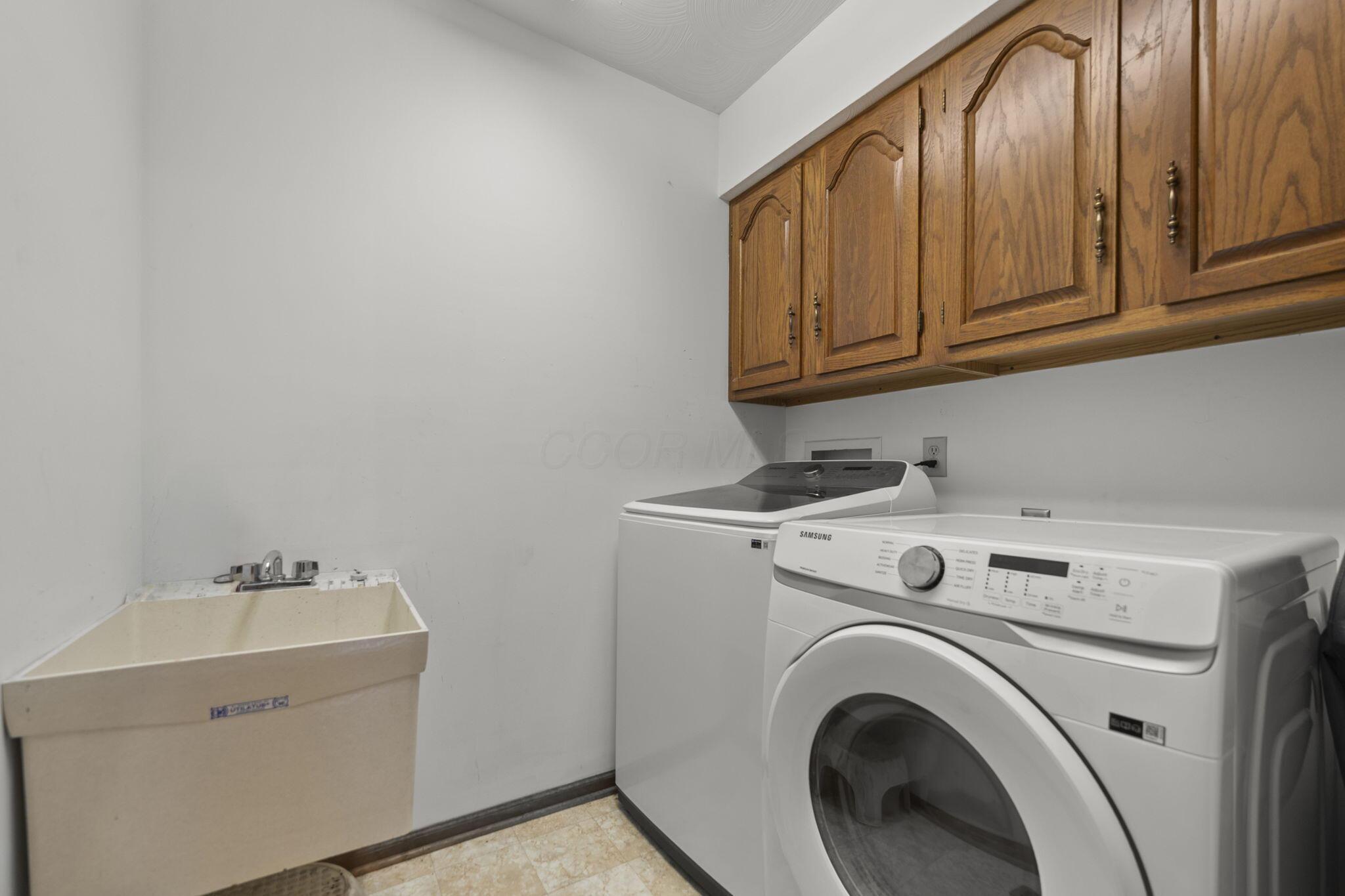 1235 Crooked Tree Court