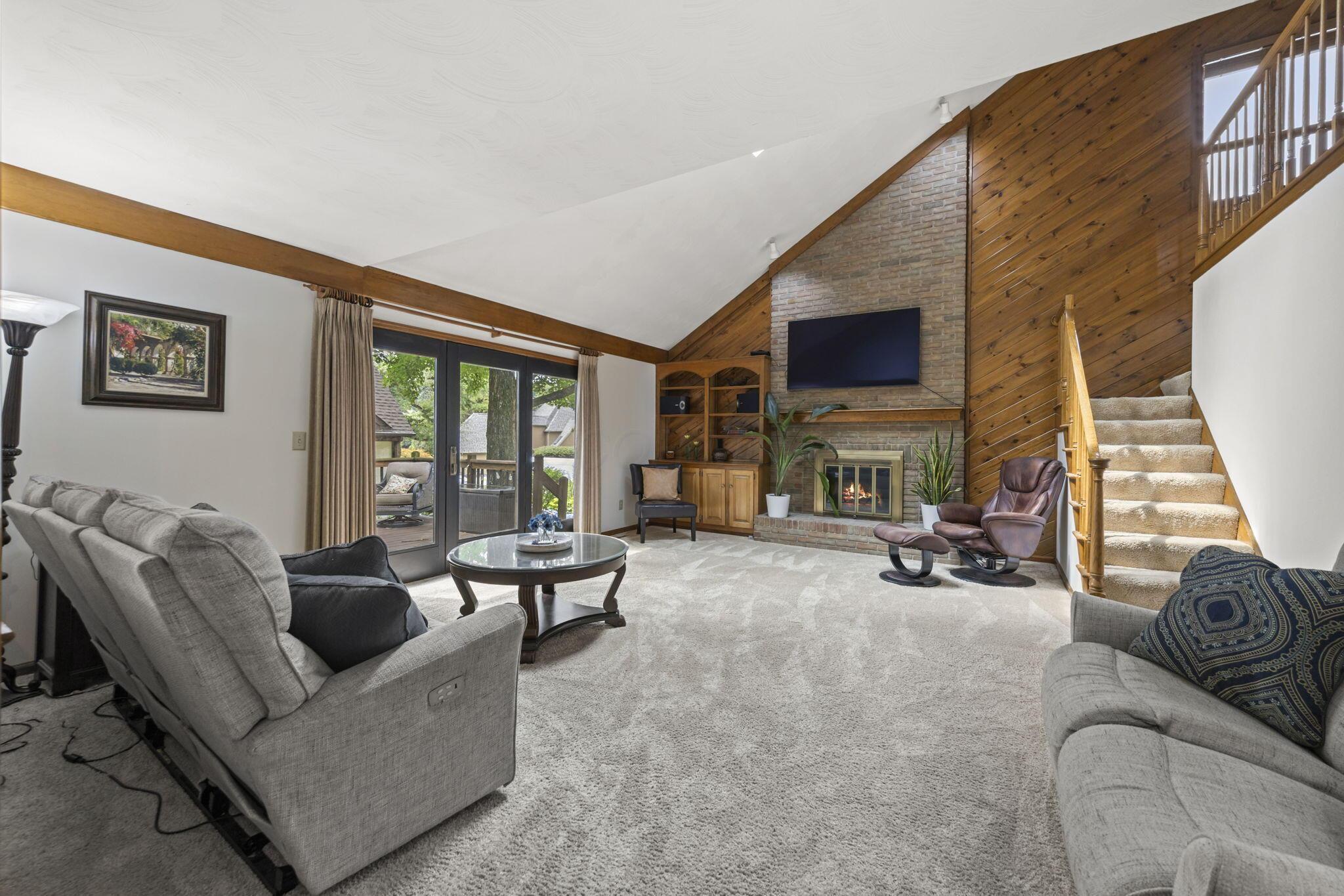 1235 Crooked Tree Court