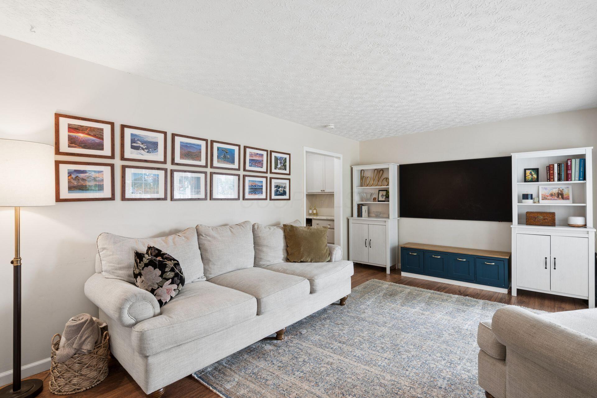 4352 Plymouth Rock Court