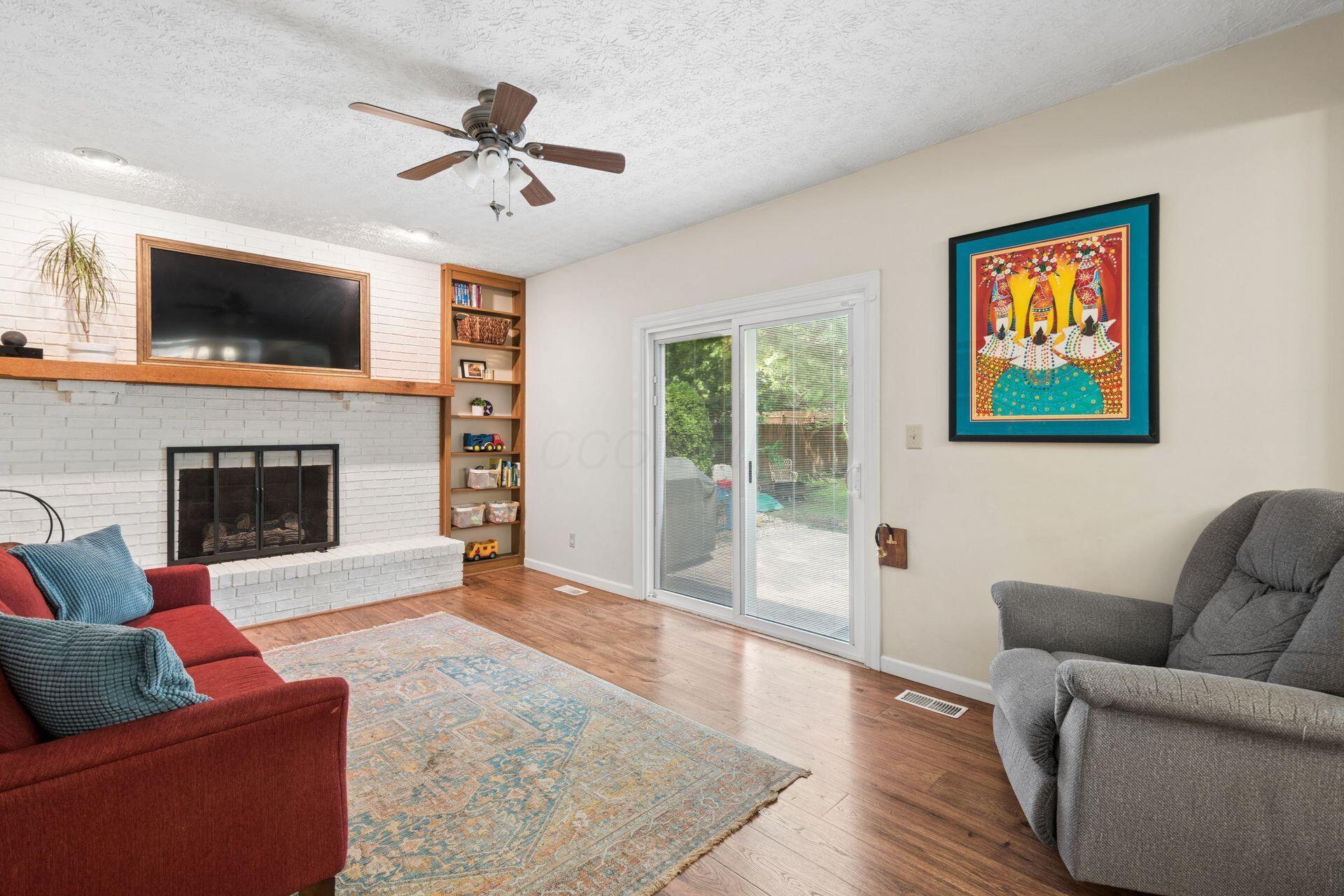4352 Plymouth Rock Court