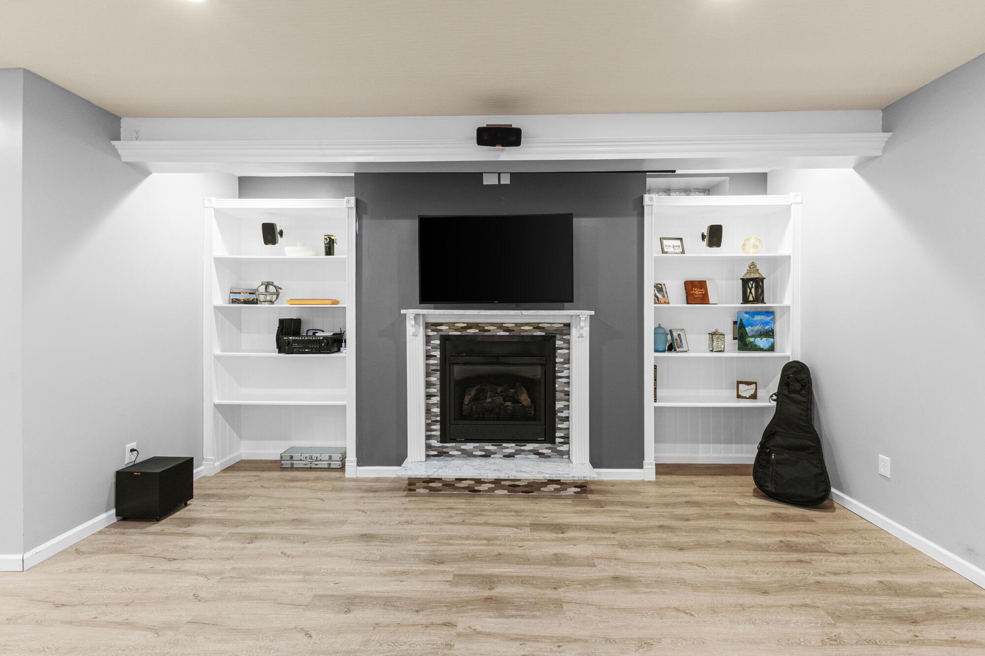 8275 Marwithe Place