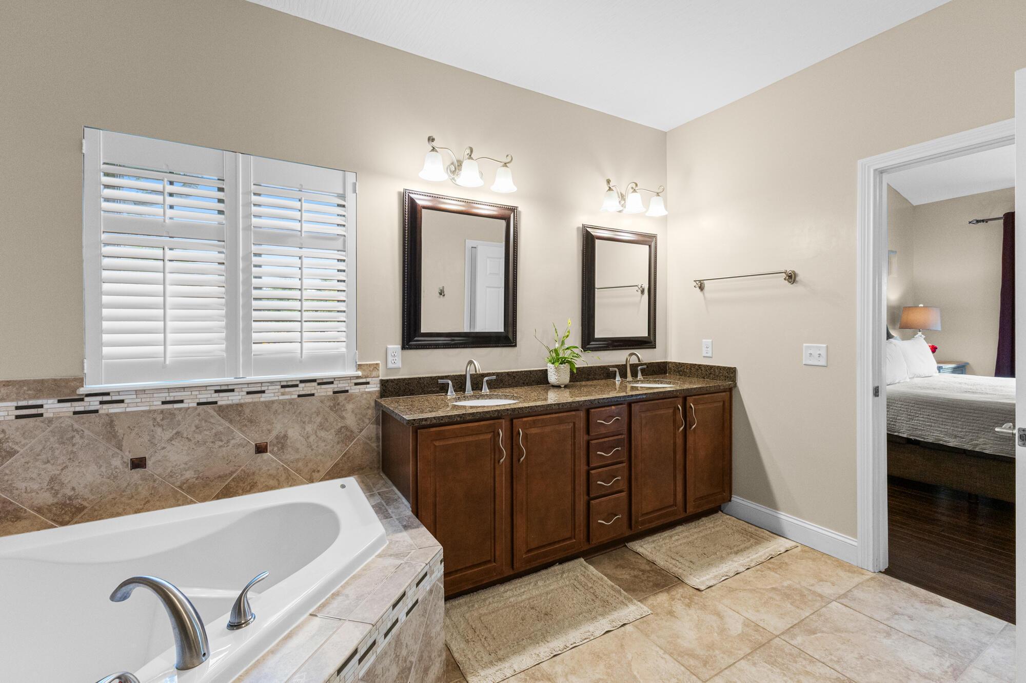 8275 Marwithe Place