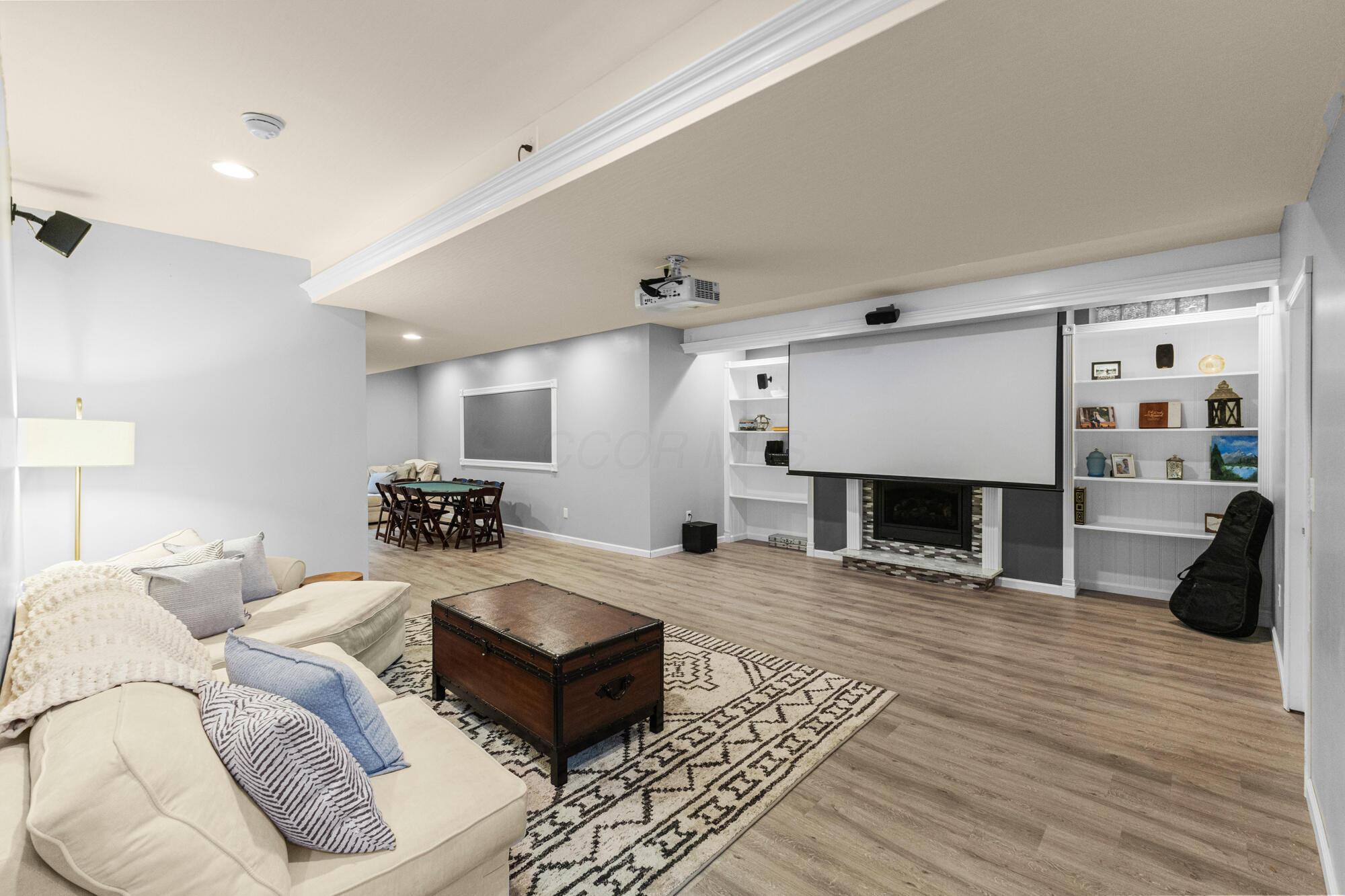 8275 Marwithe Place