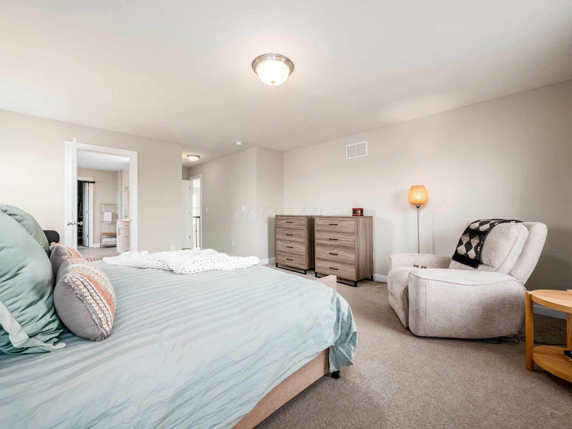 5622 Ballantrae Woods Drive