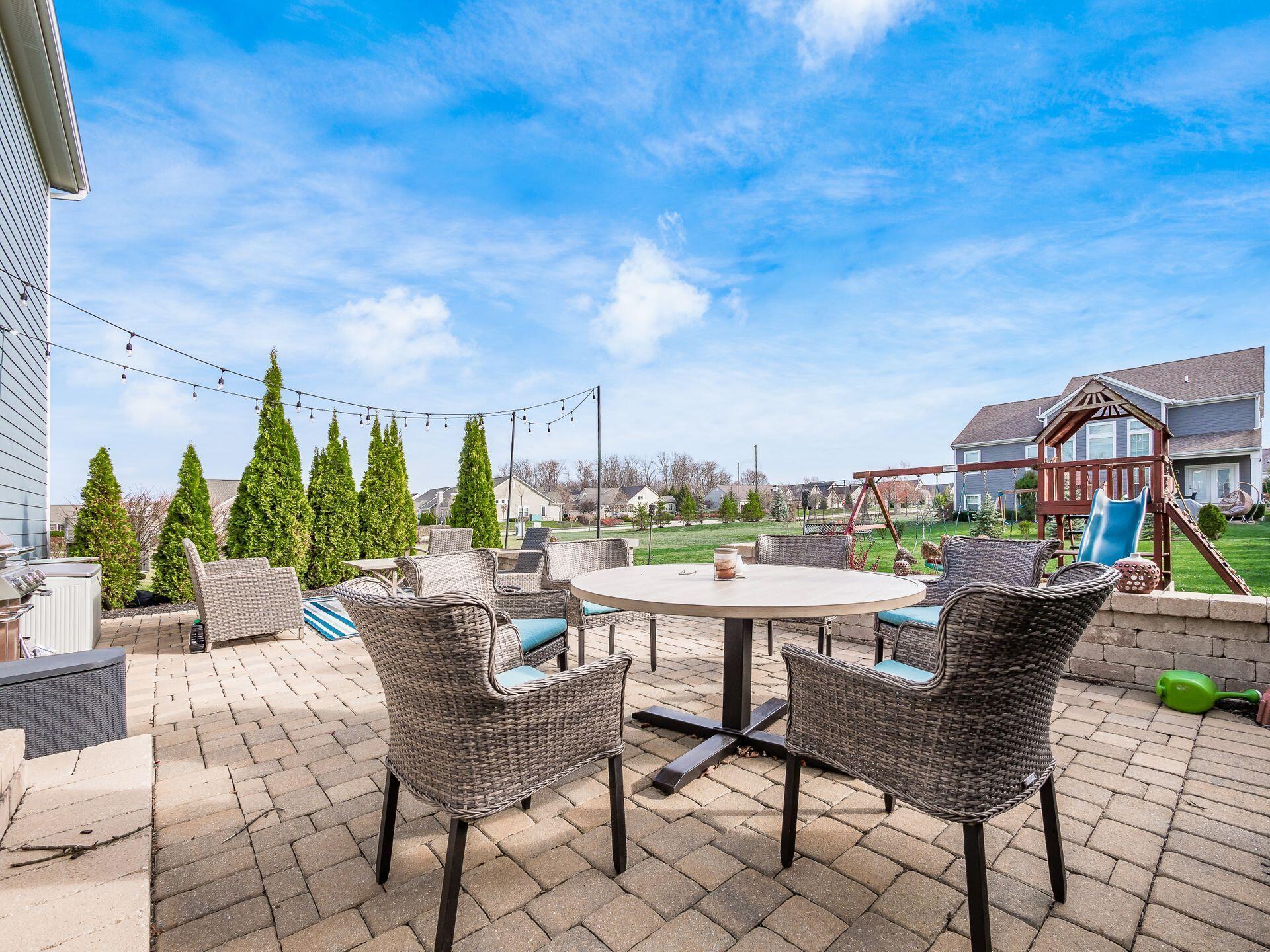 5622 Ballantrae Woods Drive