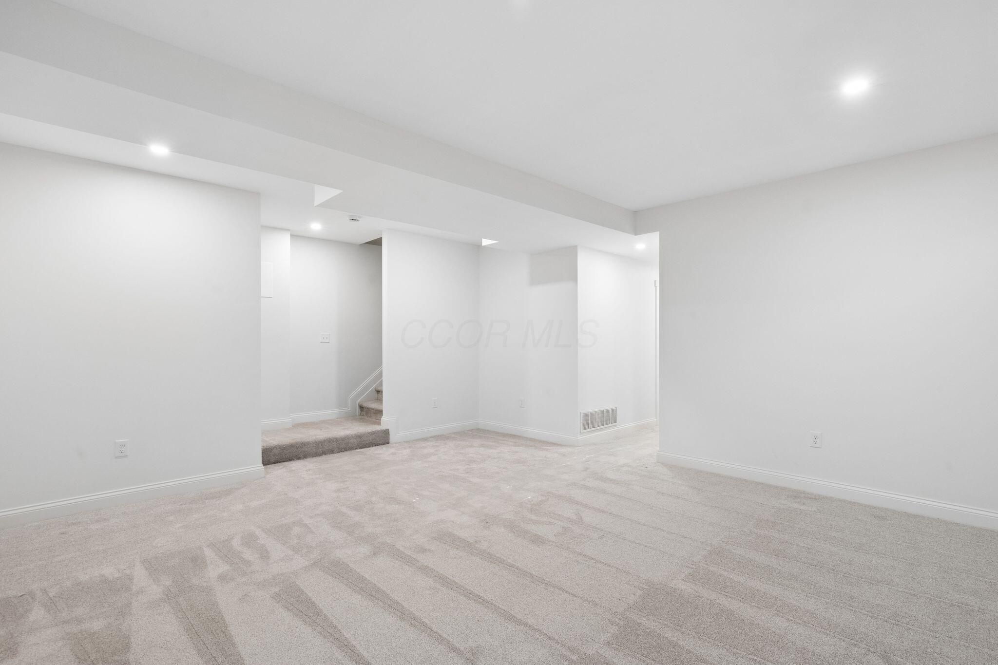 257 N Monroe Avenue