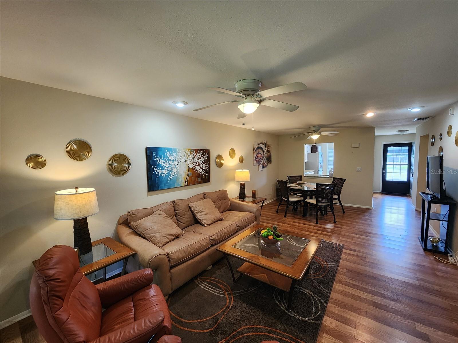 948 N BENEVA RD #V25