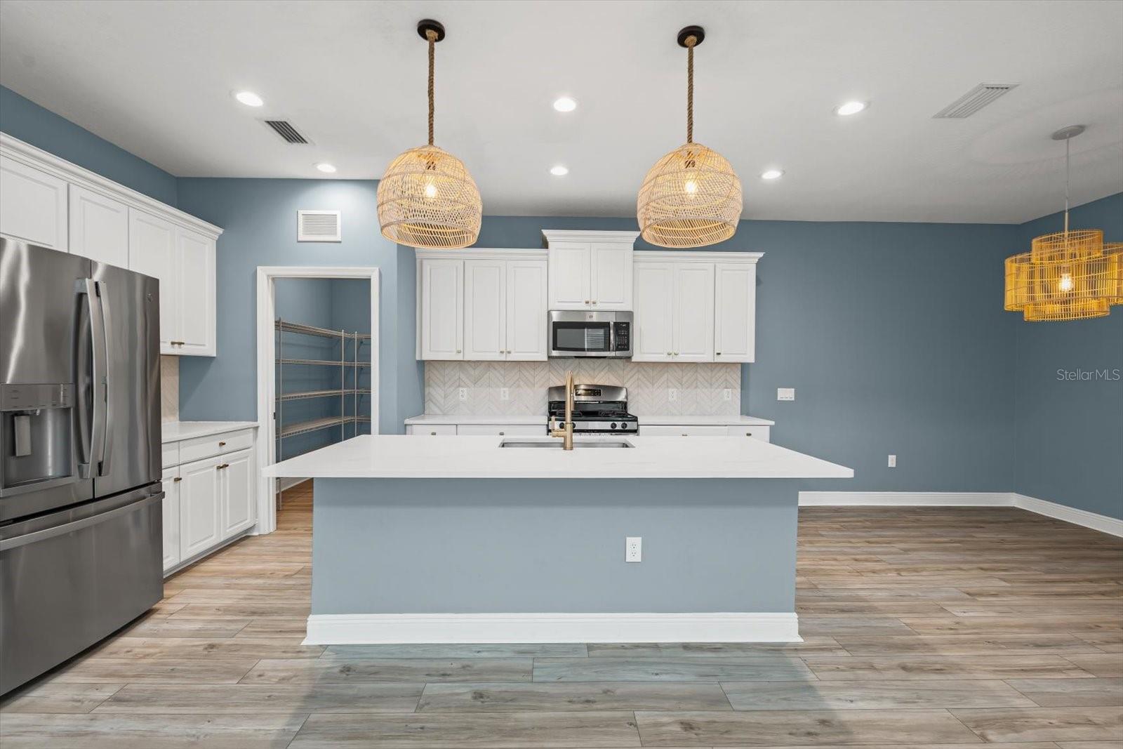 4457 SAGE GREEN TER