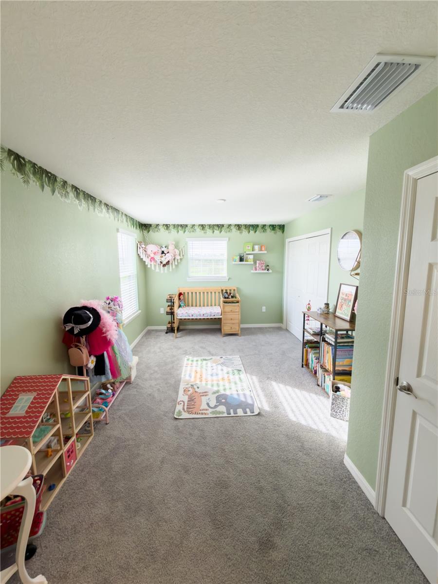 16113 67TH CT E