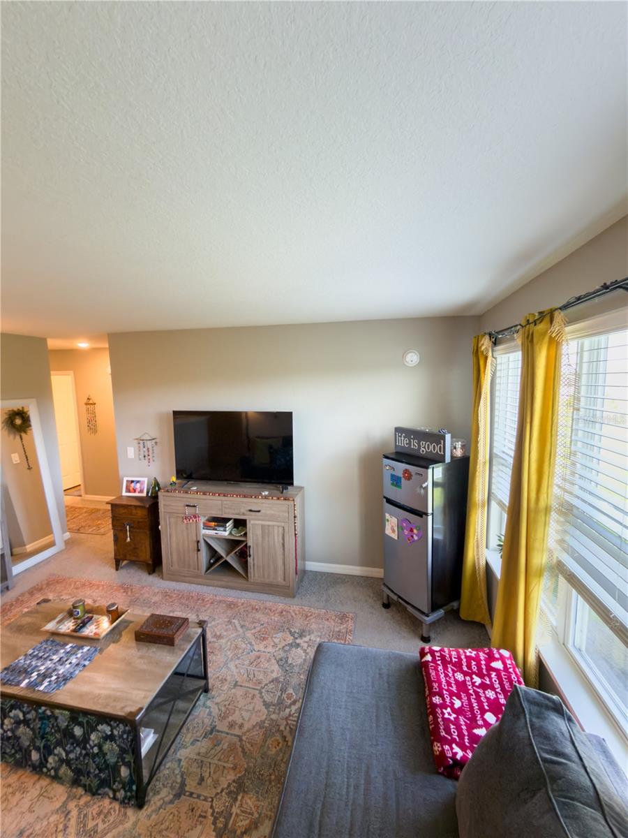 16113 67TH CT E
