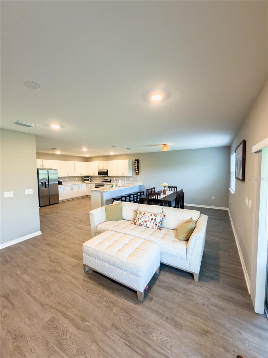 16113 67TH CT E