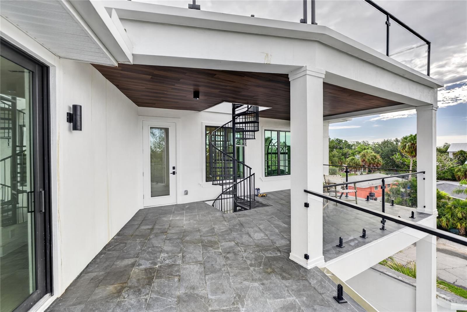 539 AVENIDA DEL NORTE