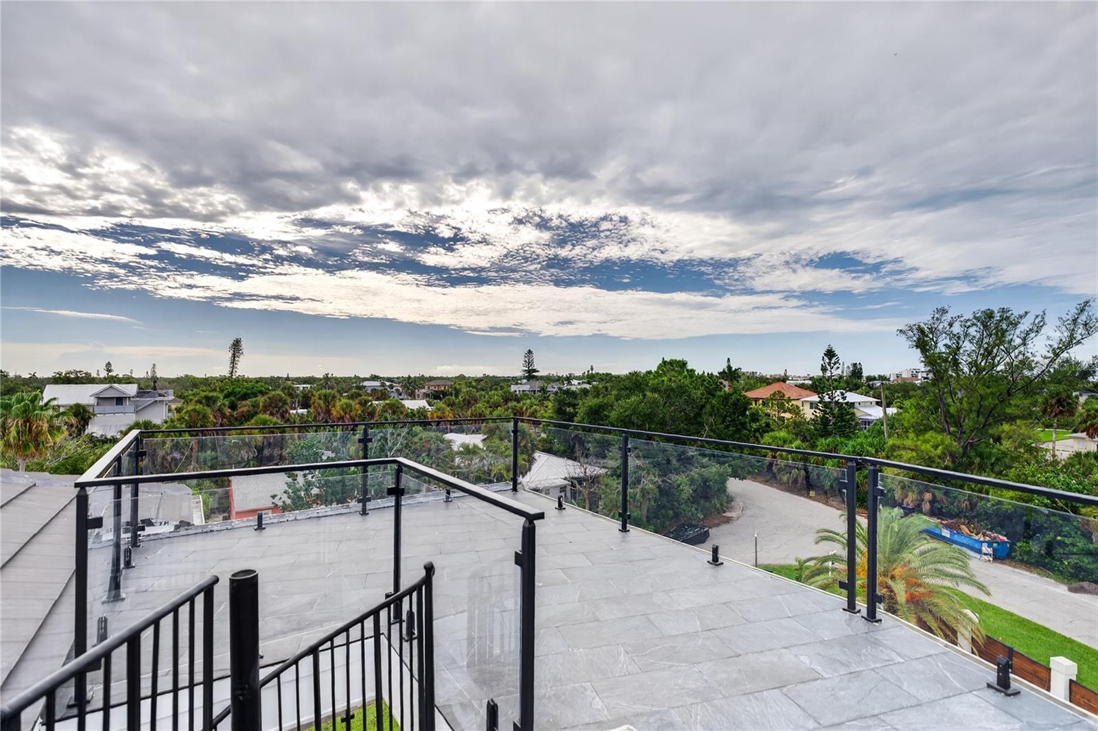 539 AVENIDA DEL NORTE