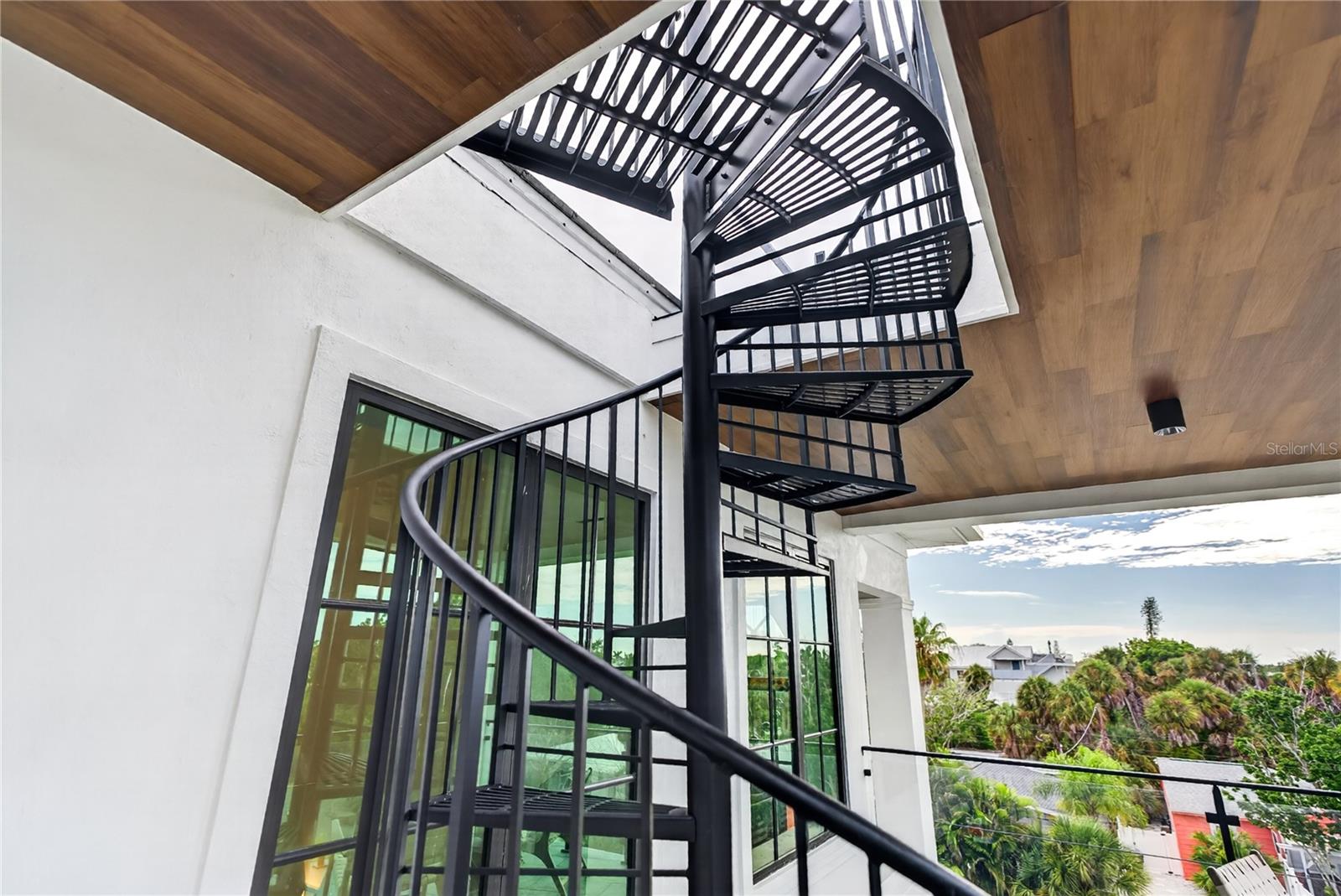 539 AVENIDA DEL NORTE