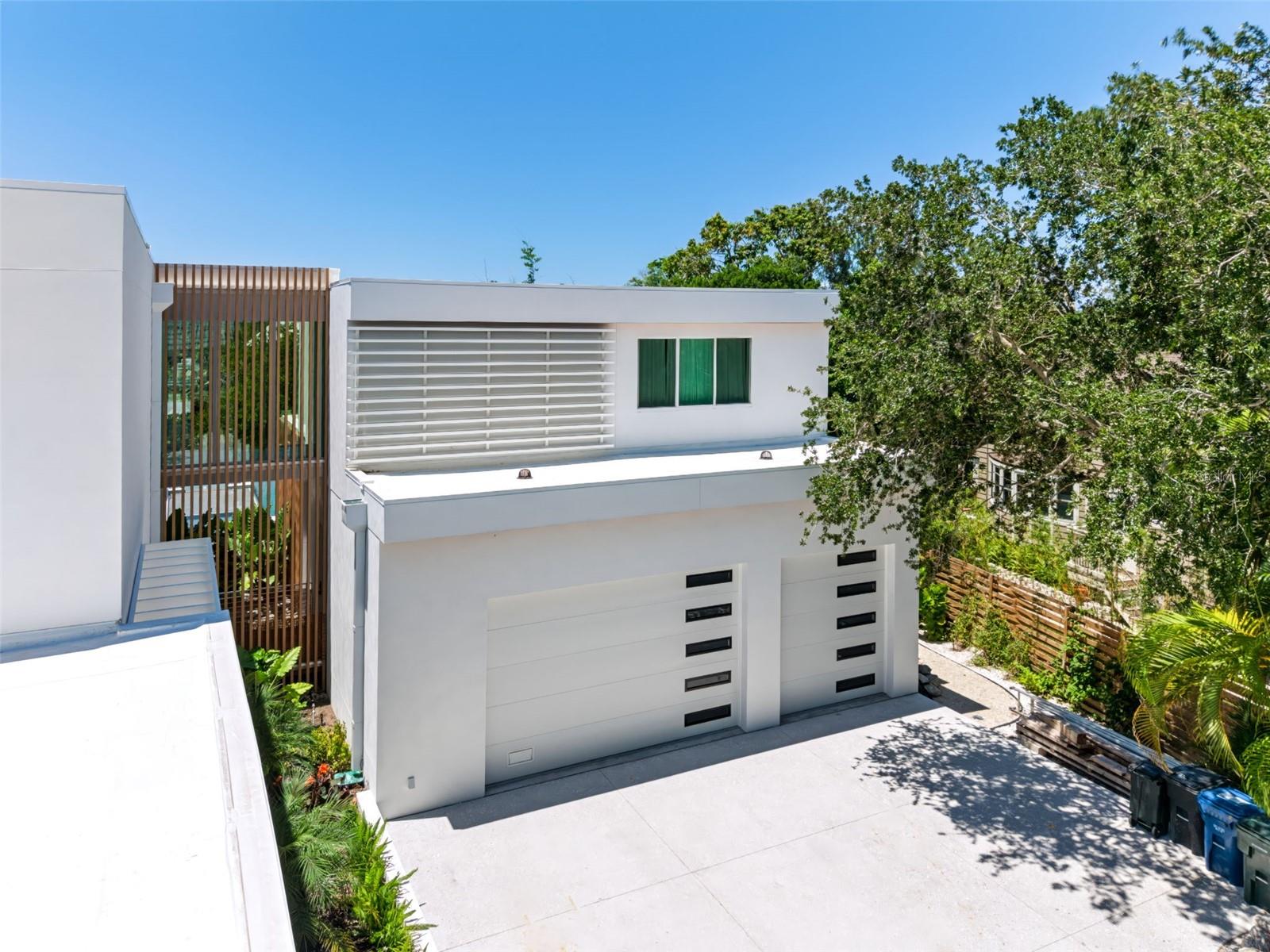 1355 ROBERTS BAY LN