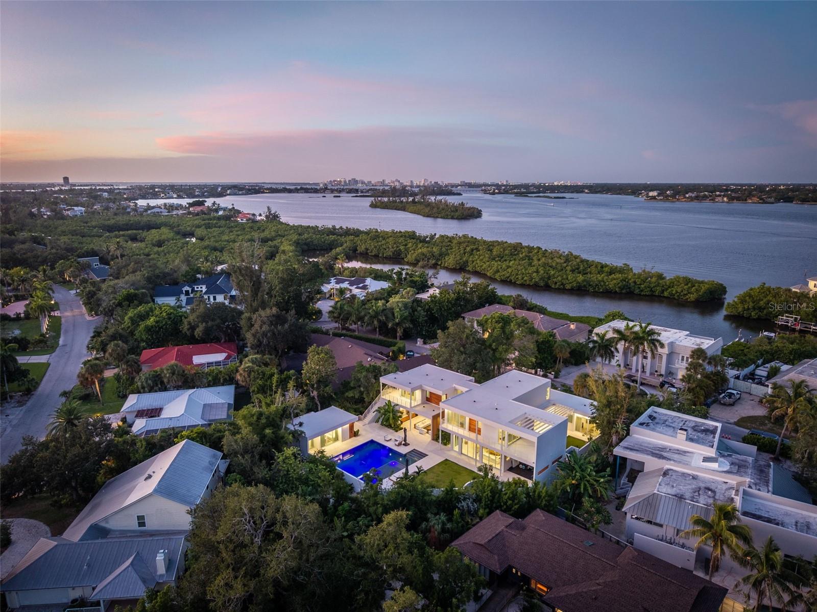 1355 ROBERTS BAY LN