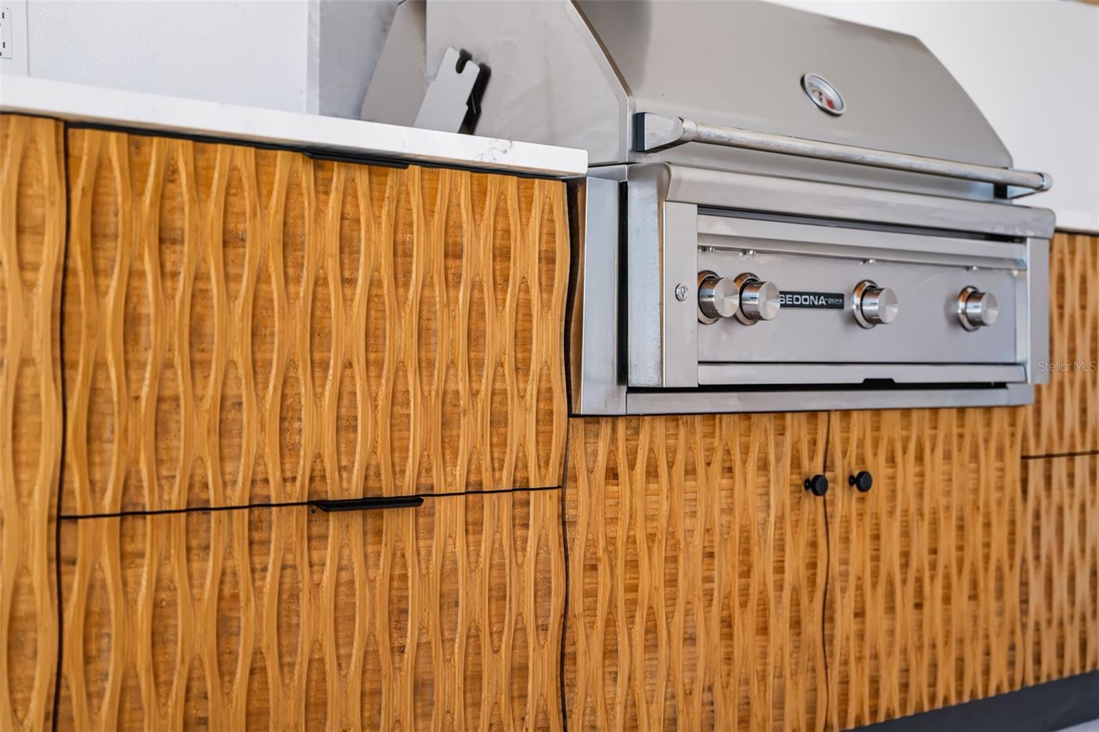1355 ROBERTS BAY LN