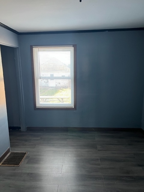 311 W Henry Street